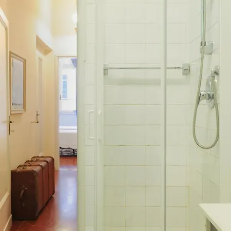 Da Costa S. Giorgio A Ponte Vecchio Apartament *