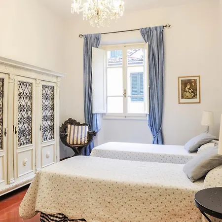 Apartment Da Costa S. Giorgio A Ponte Vecchio *